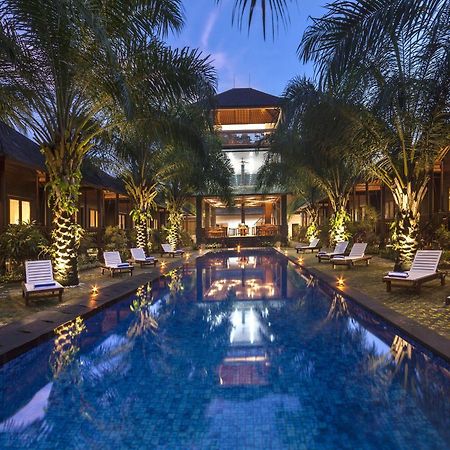 Coconut Boutique Resort Senggigi Exterior foto