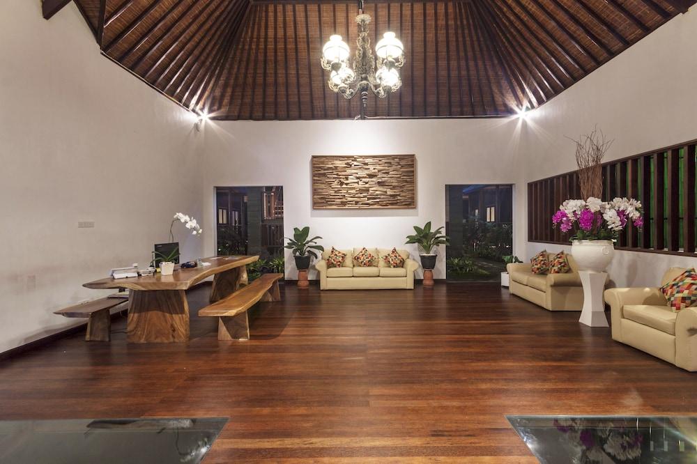 Coconut Boutique Resort Senggigi Exterior foto