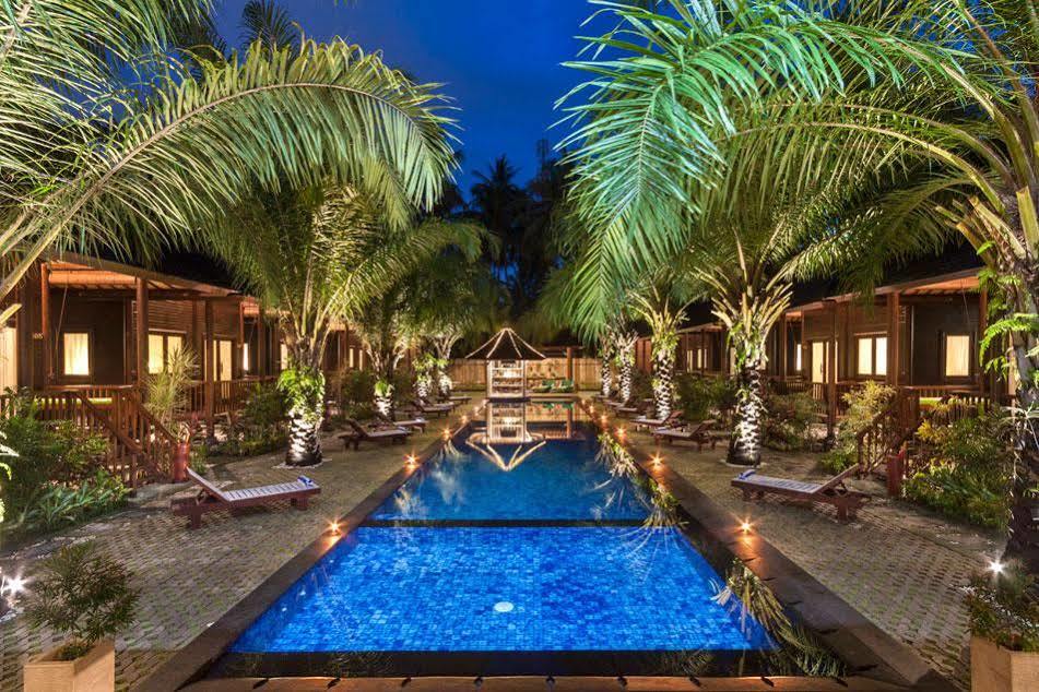 Coconut Boutique Resort Senggigi Exterior foto
