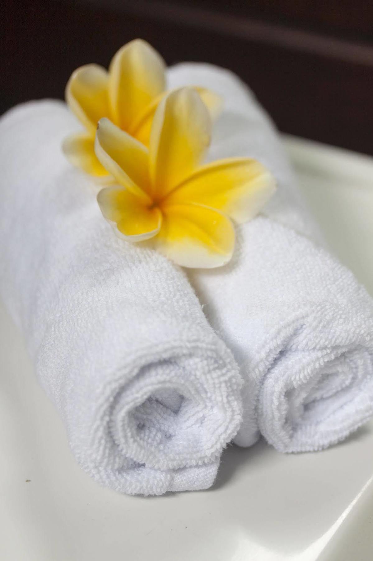 Coconut Boutique Resort Senggigi Exterior foto
